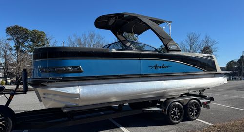 2022 Avalon Waketoon