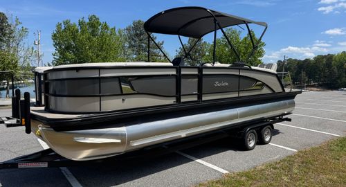 2024 Barletta Lusso L25M