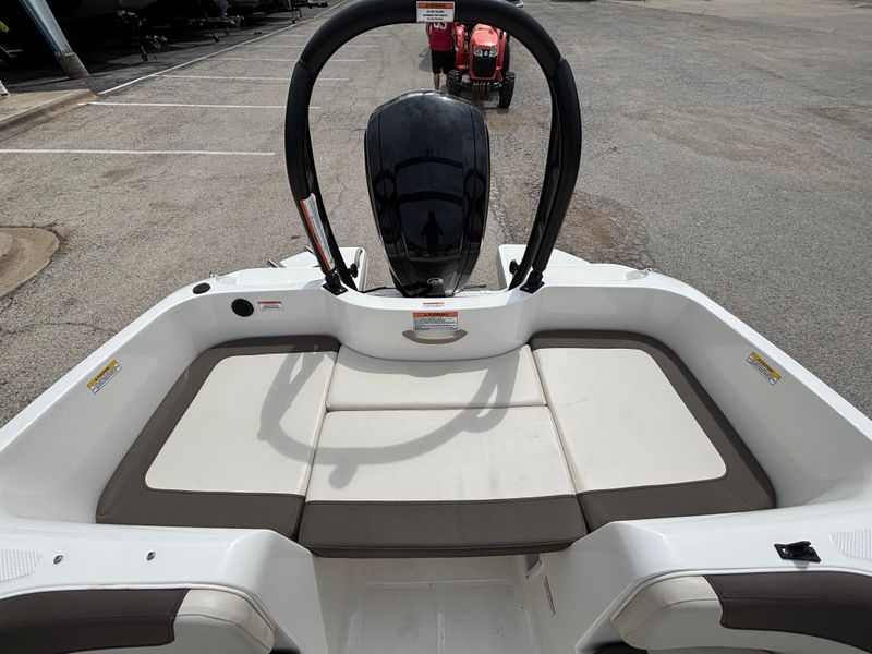 Boat Image 10