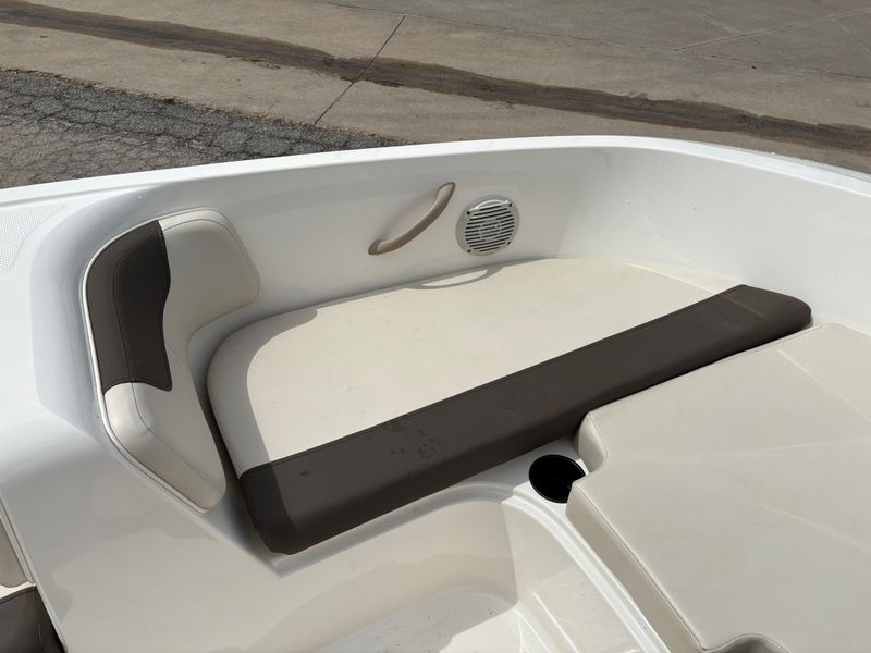 Boat Image 17