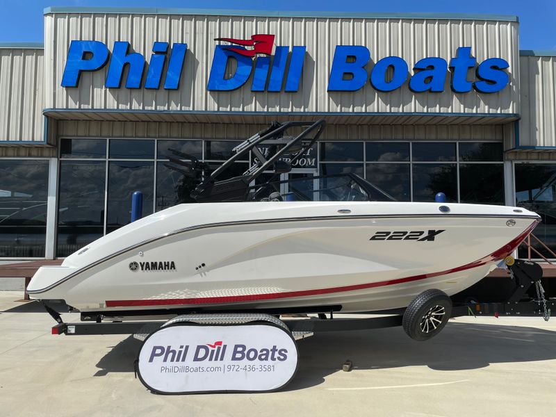 2026 Yamaha 222 XE