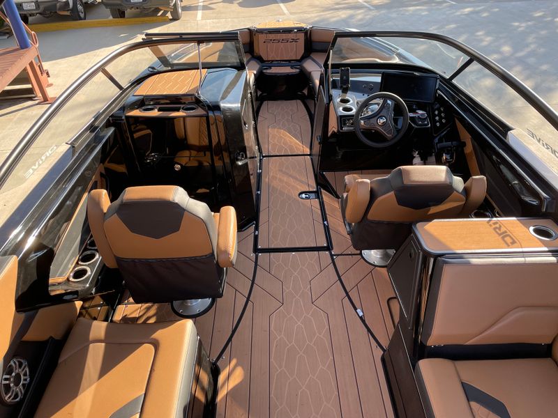 Boat Image 15