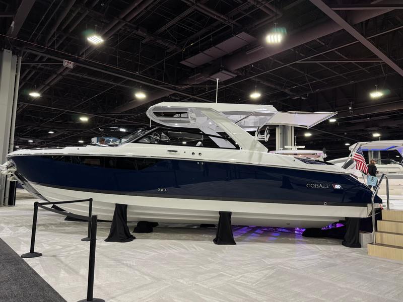 2026 Cobalt R35 Surf