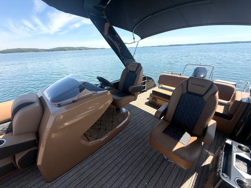 Boat Image 17
