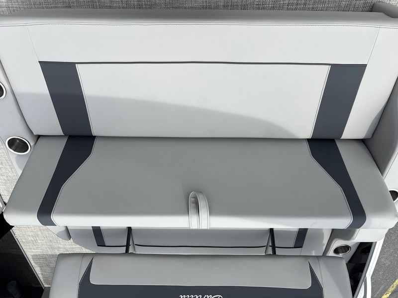 Boat Image 9