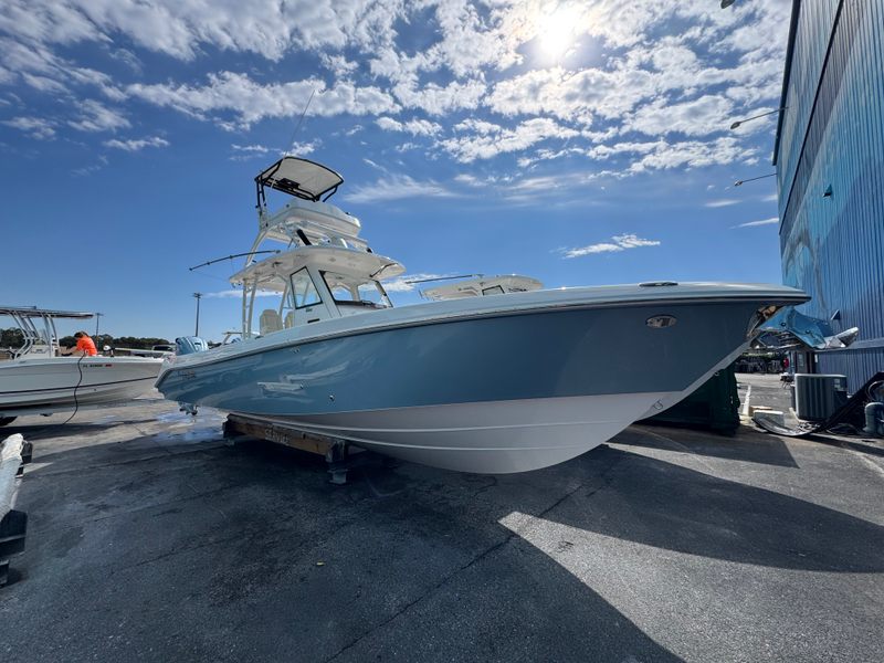 2021 Everglades 365 CC