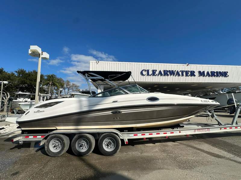 2012 Sea Ray Sundeck 300