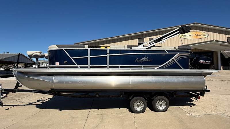 2014 Chaparral 270 Signature