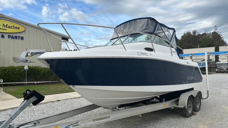 2012 Robalo 225 WA