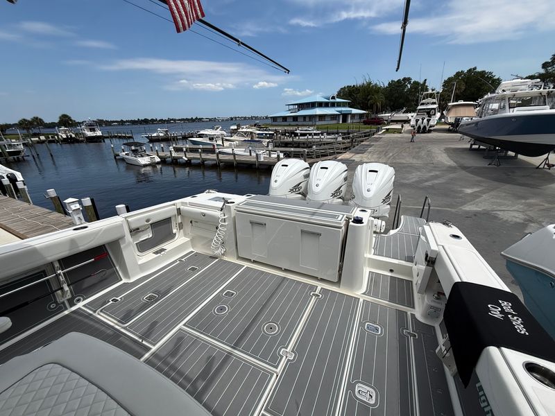Boat Image 8