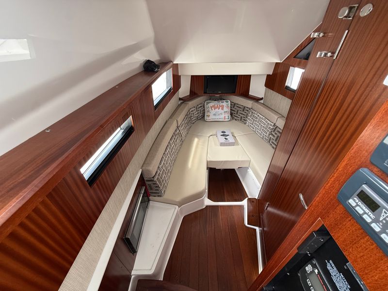 Boat Image 19