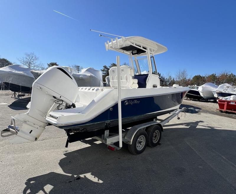 2021 Edgewater 230 CC