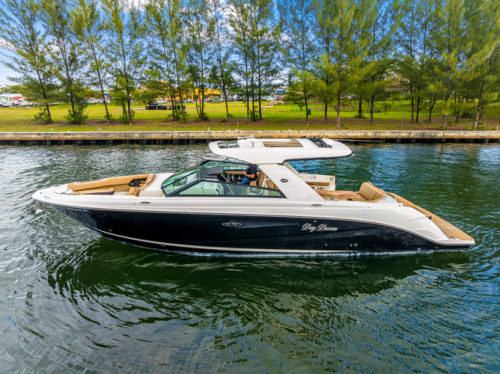 2021 Sea Ray 400 Slx