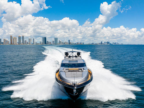 2010 Sunseeker Predator 84