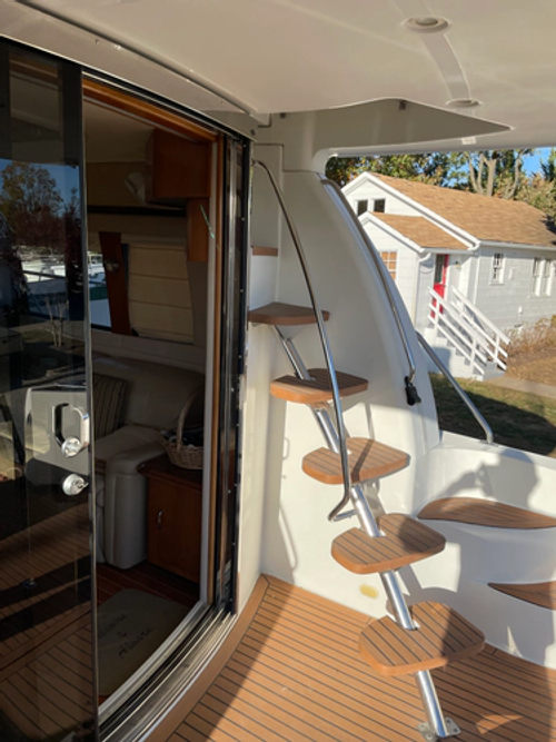 2006 Carver 560 Voyager