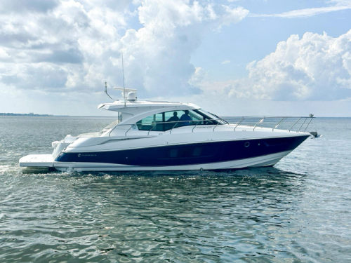 2016 Cruisers Yachts 45 Cantius