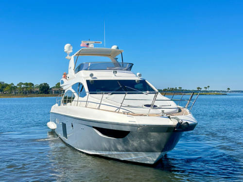 2011 Azimut Fly 53