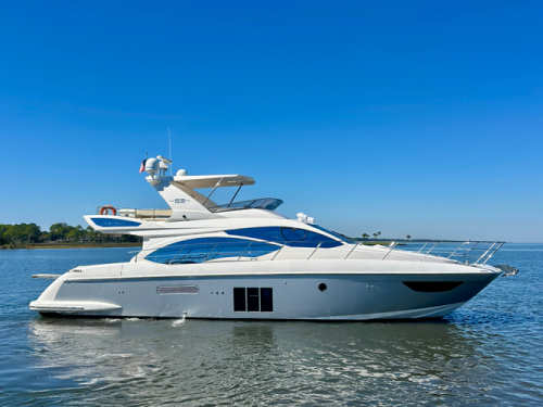 2011 Azimut Fly 53