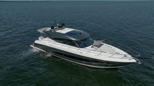 2023 Riviera 5400 Sport Yacht