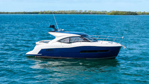 2019 Carver 37 Coupe shit