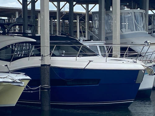 2019 Carver 37 Coupe