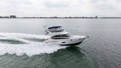 2014 Meridian 391 Sedan