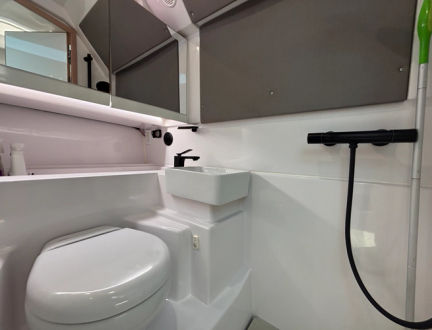Gallery Image 13