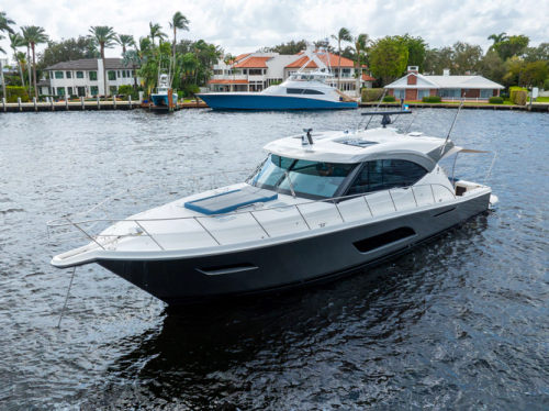 2022 Riviera Cruiser 575 Suv