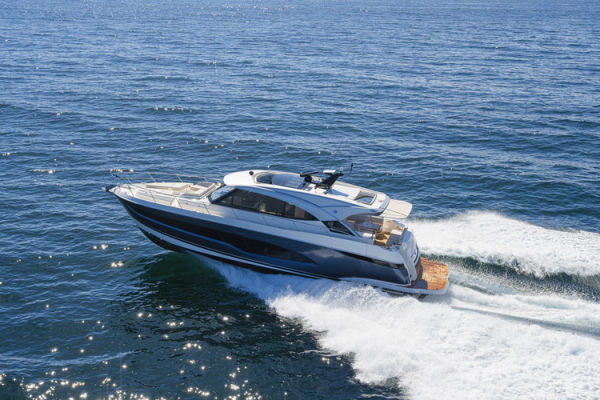2027 Riviera 5600  Sport Yacht
