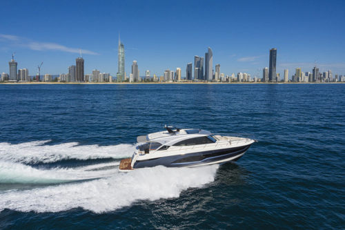 2027 Riviera 5600  Sport Yacht