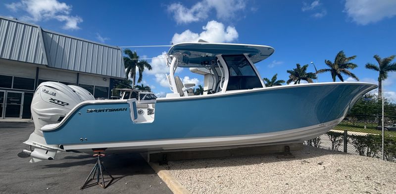 2025 Sportsman 322 Open