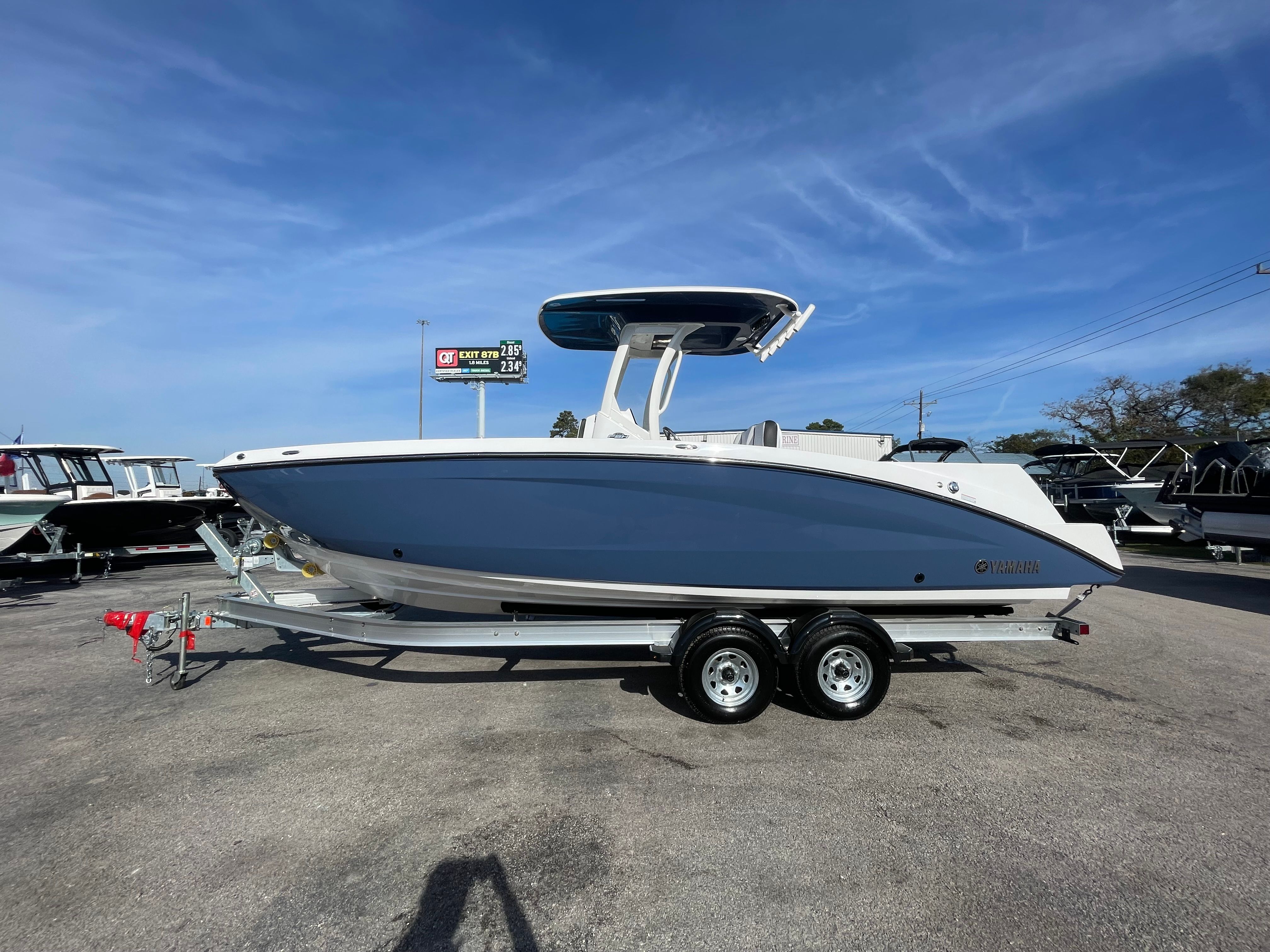 2025 Yamaha 252 FSH Sport